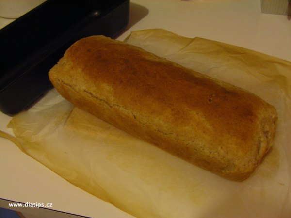 Upečený toastový chléb