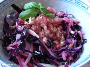 Salat z červeného zelí