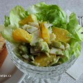 Salát s avokádem a pomerančem