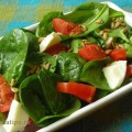 Zdravý barevně lákající salát