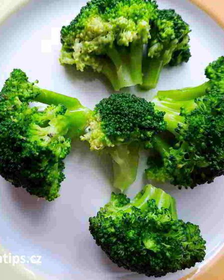 uvařená brokolice